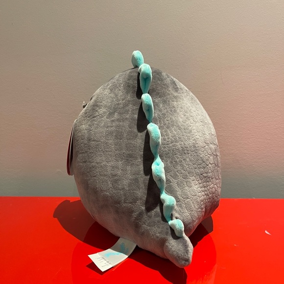 BNWT 8” Squishmallow - Valentine’s Exclusive - Chuey Dinosaur - Picture 3 of 3